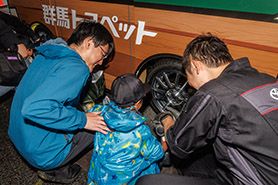 会場・人物