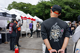 会場・人物