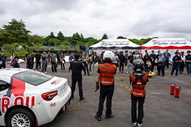 会場・人物