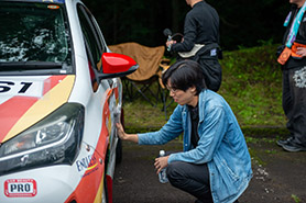 会場・人物