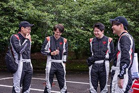 会場・人物