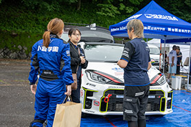 会場・人物