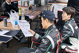 会場・人物