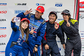 会場・人物