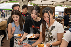 会場・人物