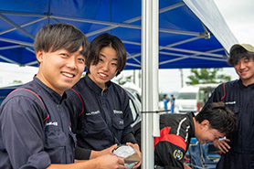 会場・人物