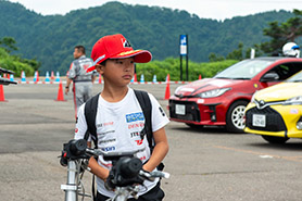 会場・人物
