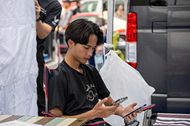 会場・人物