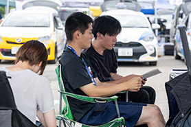 会場・人物