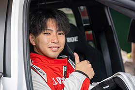 会場・人物