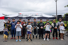 会場・人物