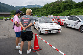 会場・人物