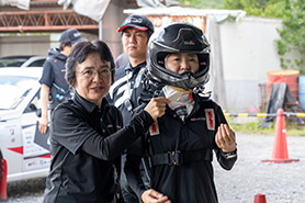 会場・人物