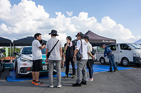 会場・人物