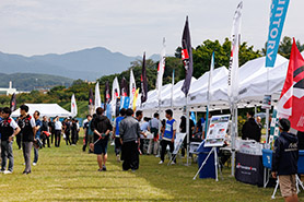 会場・人物