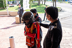 会場・人物