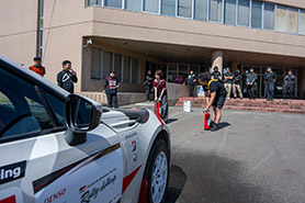 会場・人物