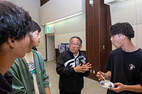会場・人物