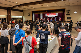 会場・人物