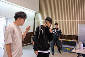 会場・人物