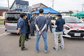会場・人物