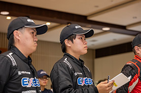 会場・人物