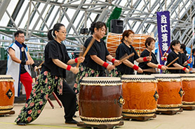 会場・人物