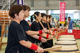 会場・人物