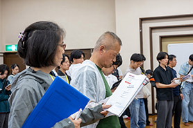 会場・人物