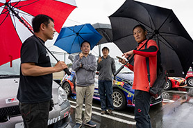 会場・人物