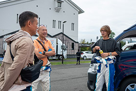 会場・人物
