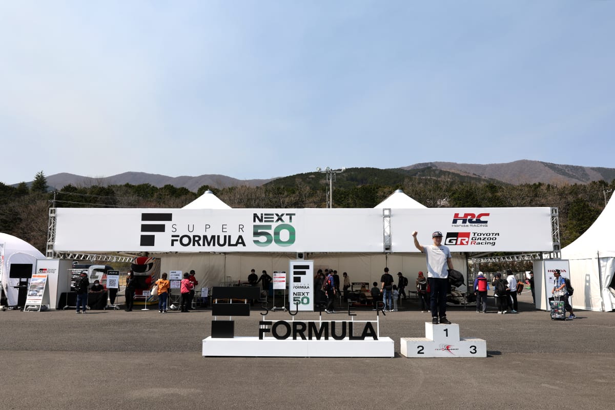 イベント広場では、JRP、ホンダ、トヨタが合同でイベントブースを展開するなど新たな取り組みがスタート