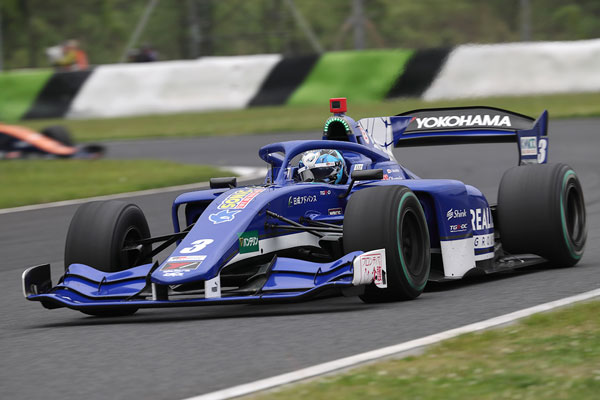 3位に入り、今季初表彰台を獲得した山下健太（KONDO RACING #3）