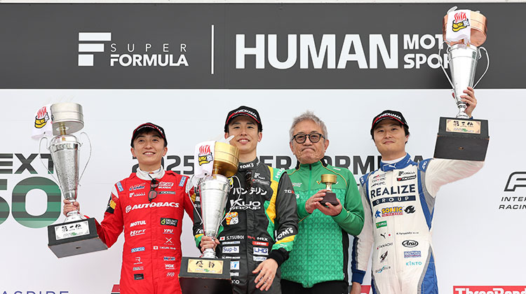 坪井が今季初勝利！ 山下が3位表彰台を獲得