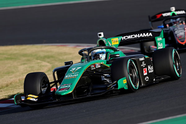 TGR勢最上位の6番手グリッドを獲得したサッシャ・フェネストラズ（VANTELIN TEAM TOM’S 37号車）