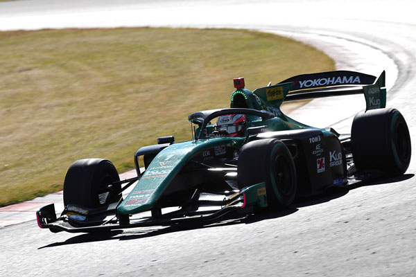 7位でフィニッシュした坪井翔（VANTELIN TEAM TOM’S 1号車）