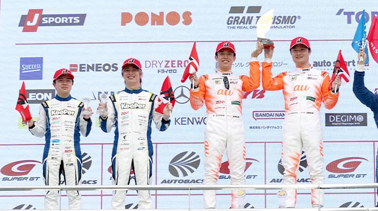 坪井／山下組は開幕戦岡山で3年連続勝利 大湯／小林組が2位、小林利徠斗はデビュー戦表彰台