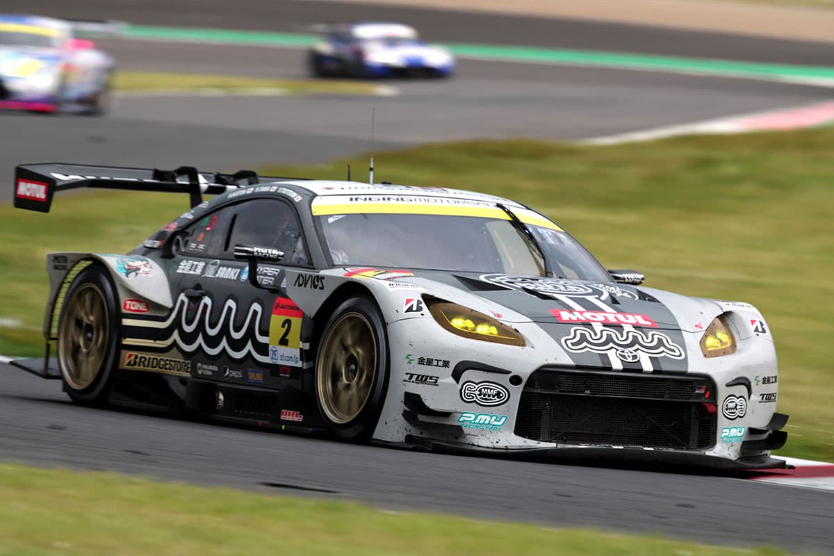 2位表彰台を獲得したENEOS muta Racing GR86 GT 2号車（堤 優威／平良 響）