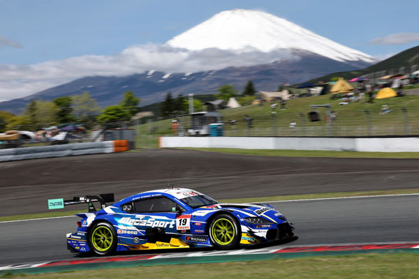 0.083秒差で2番手グリッドとなったWedsSport ADVAN GR Supra 19号車（国本雄資／阪口晴南／小高一斗）