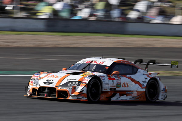 40kgのサクセスウェイトを積みながら安定した走りを見せ2位表彰台を獲得したau TOM'S GR Supra 1号車（坪井翔／山下健太）