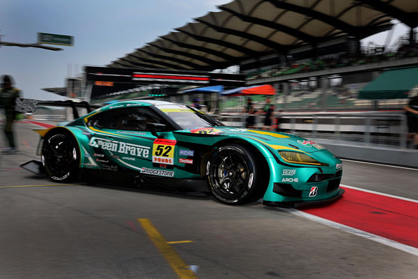 最前列2番手グリッドを獲得したGreen Brave GR Supra GT 52号車（吉田広樹／野中誠太）