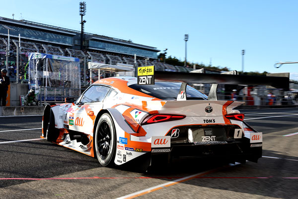 2番手グリッドを獲得したau TOM'S GR Supra 1号車（坪井翔／山下健太）