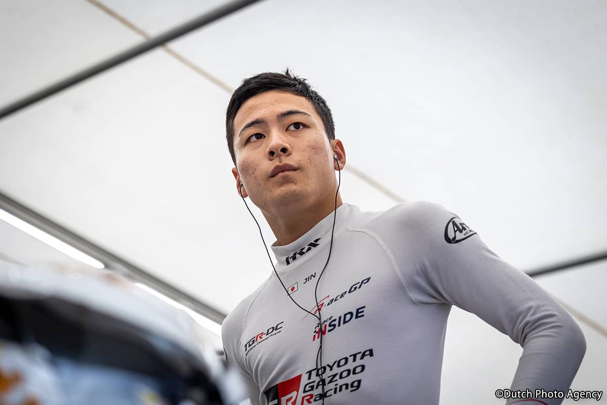 中村仁
