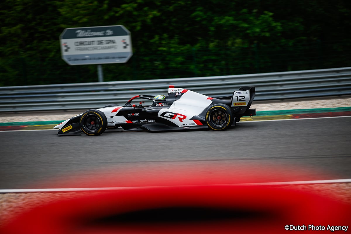 12号車