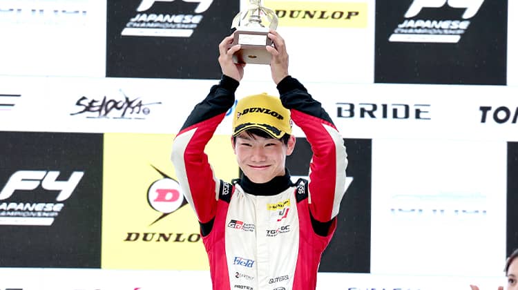 TGR-DC RS支援ドライバーの16歳佐野が3位表彰台獲得