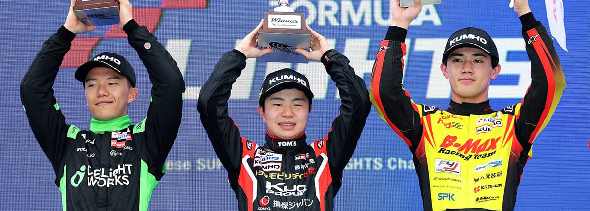 TGR-DCドライバーの小林利徠斗が第14戦で今季初勝利、第15戦で3位、エステバン・マッソンが第13戦で2位表彰台獲得