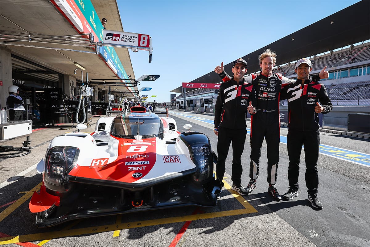 ポールポジションと、貴重な1ポイントを獲得した8号車