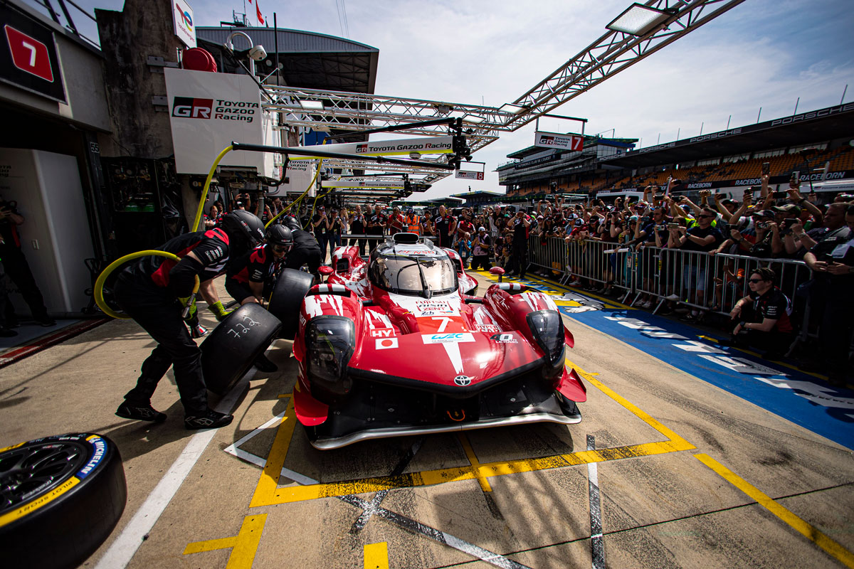 ル・マン24時間レースのピットストップチャレンジに挑むGR010 HYBRID 7号車
