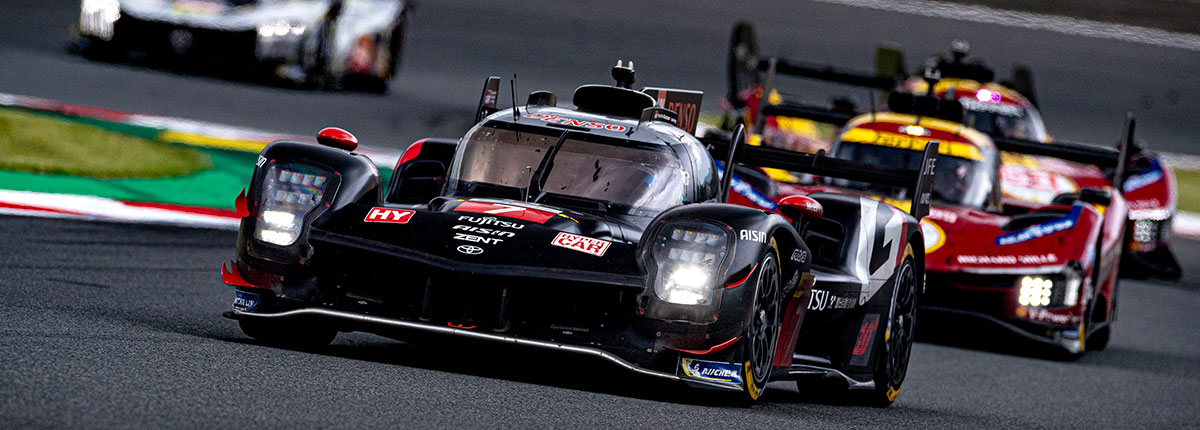 7号車が14番手スタートから一時は首位を争うも8位でポイント獲得！8号車はアクシデントとペナルティにより、16位フィニッシュ