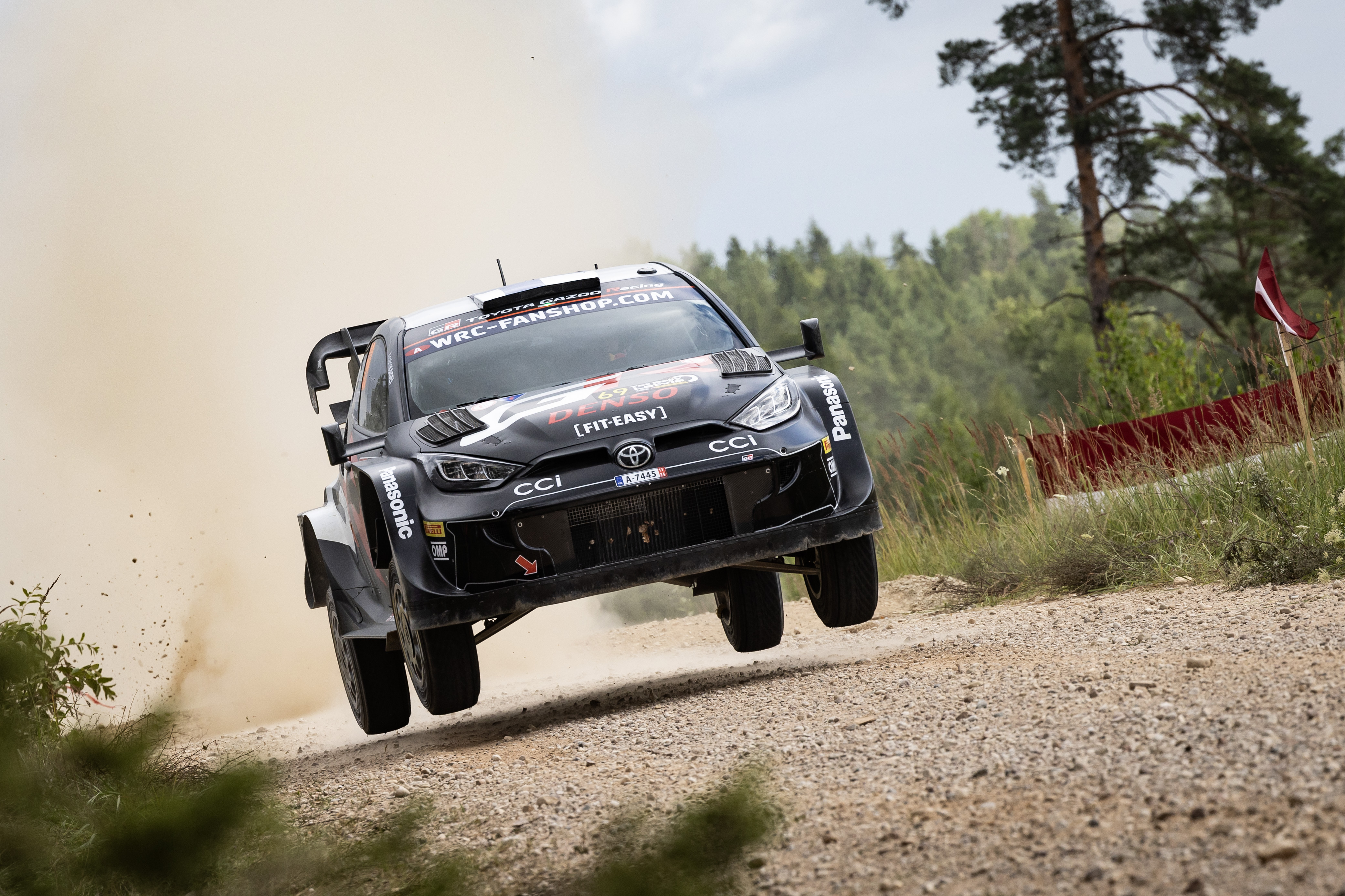 WRC 2024 Rd.8 デイ2 | 2024 | プレスリリース | WRC - FIA 世界ラリー選手権 | TOYOTA GAZOO  Racing